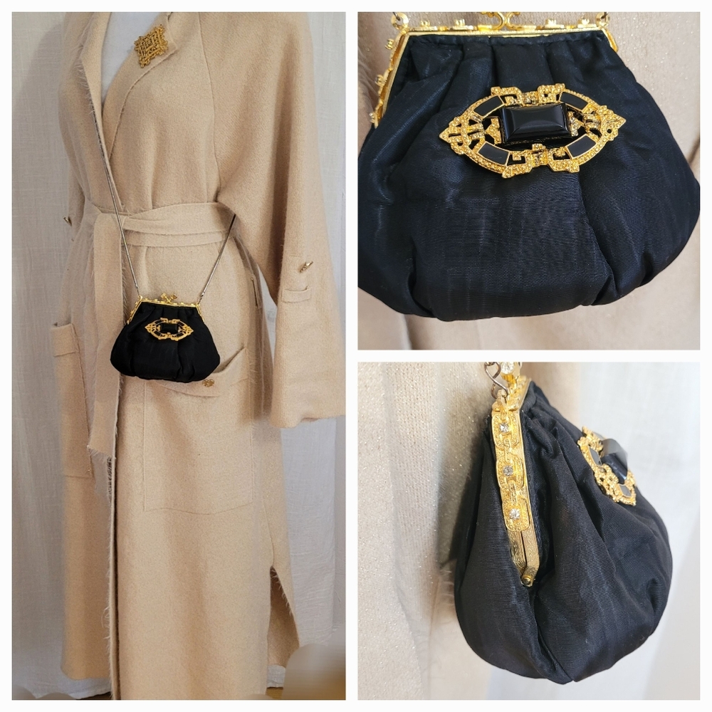 Vintage Bag / W/ Brooch